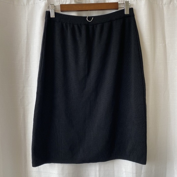 Takashimaya 100% Extra Fine Merino Wool skirt Made In Italy Size 44 Us Size 8 - Picture 5 of 12